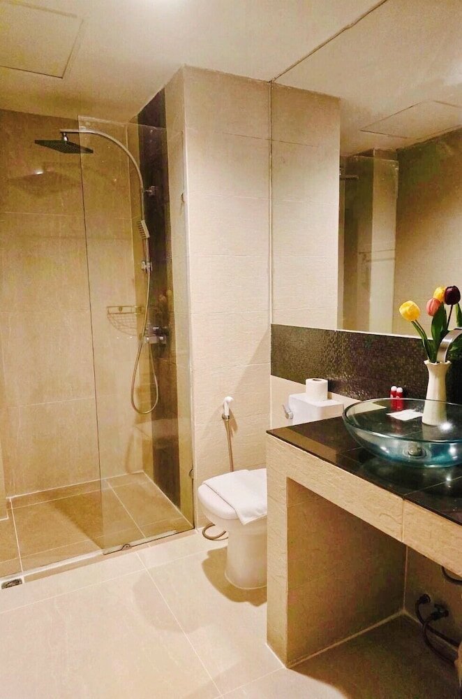 Фото RedDoorz I Talay Resort