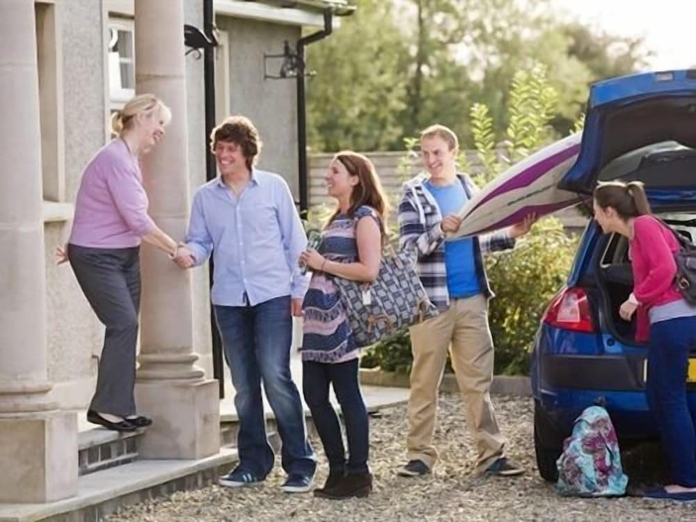 Фото Crowfield House