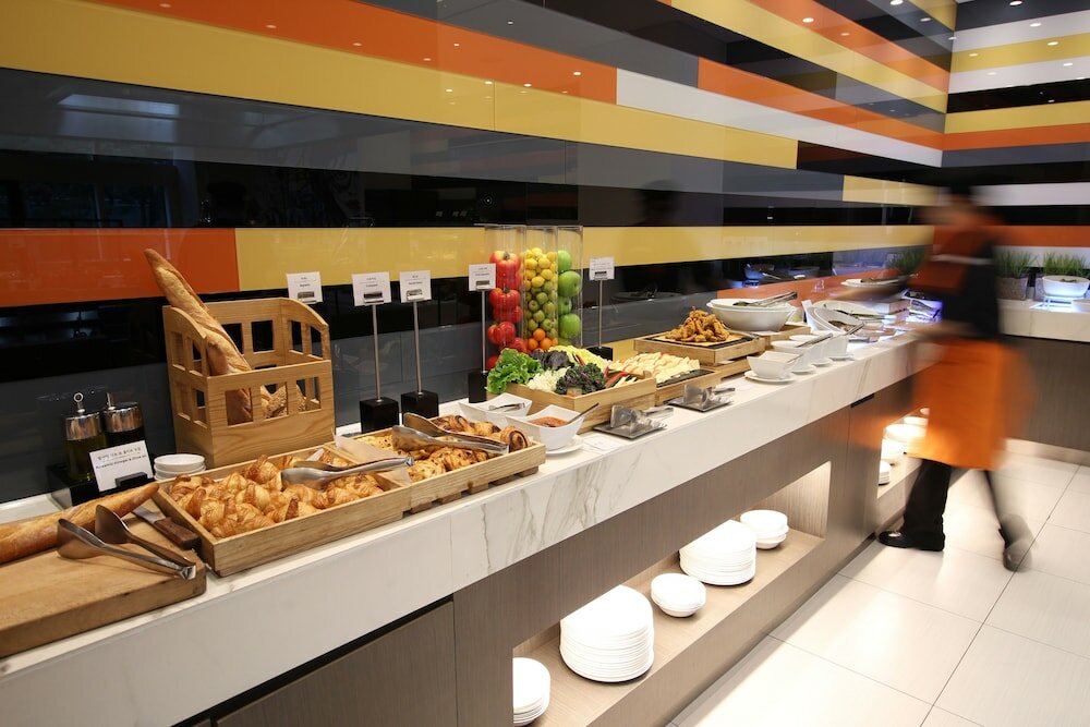 Фото Ibis Styles Ambassador Seoul Gangnam