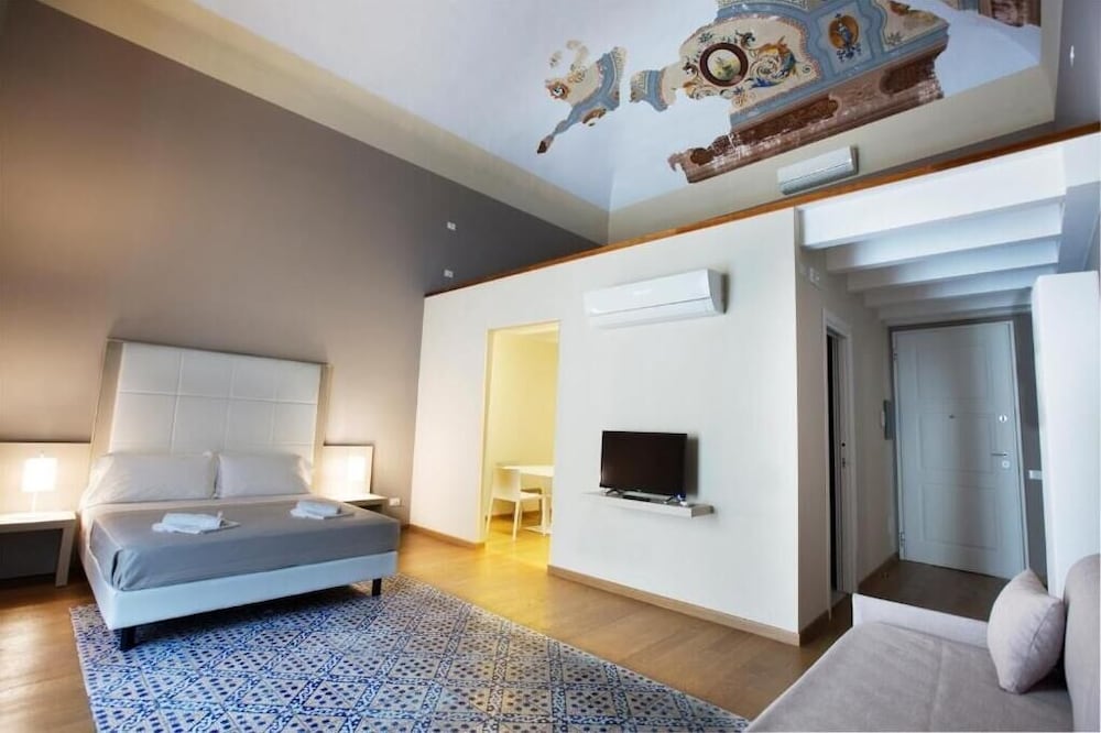 Фото Central Gallery Rooms