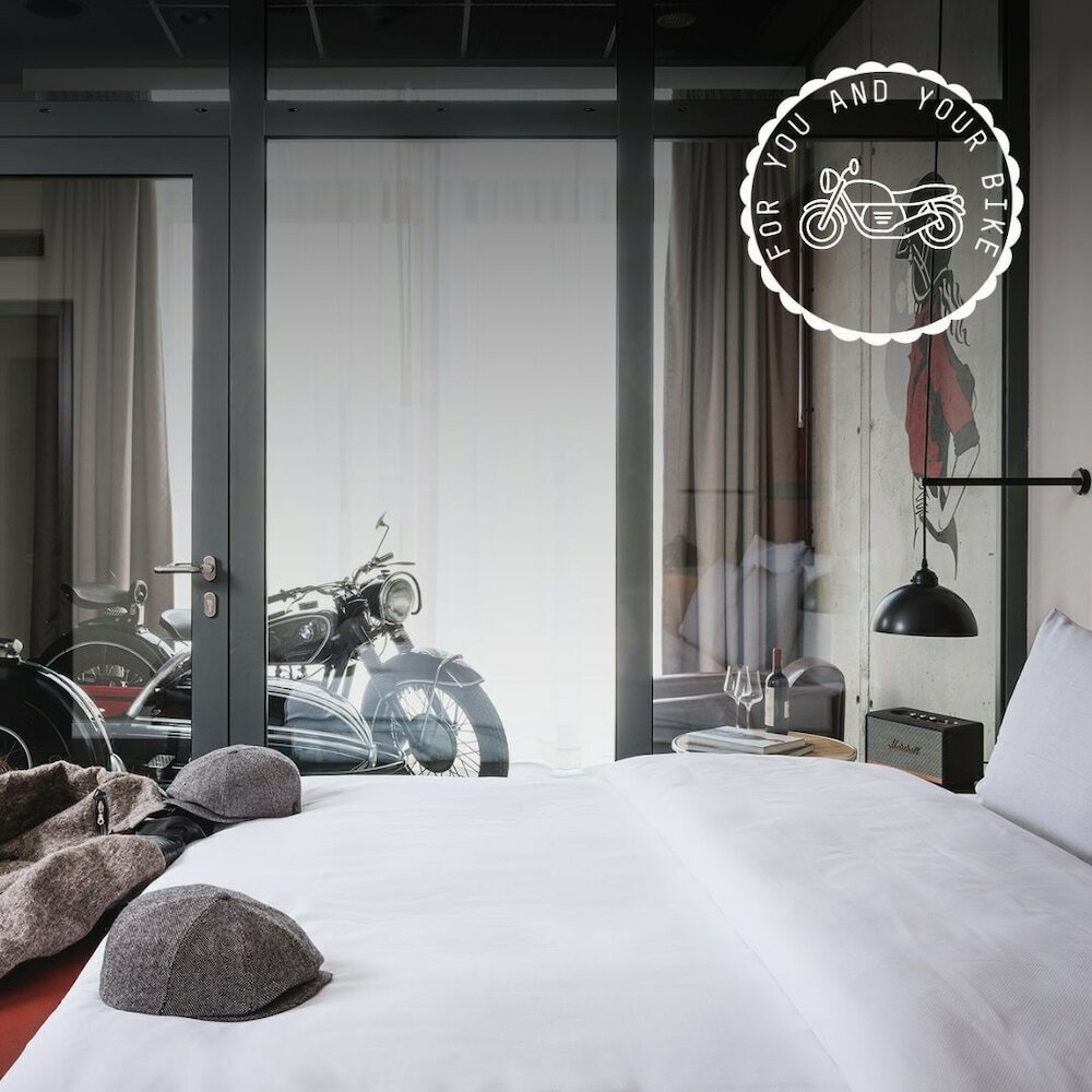 Фото Ameron München Motorworld