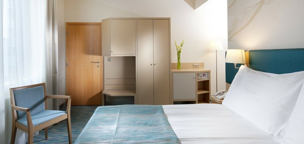 Фото Holiday Inn Prague
