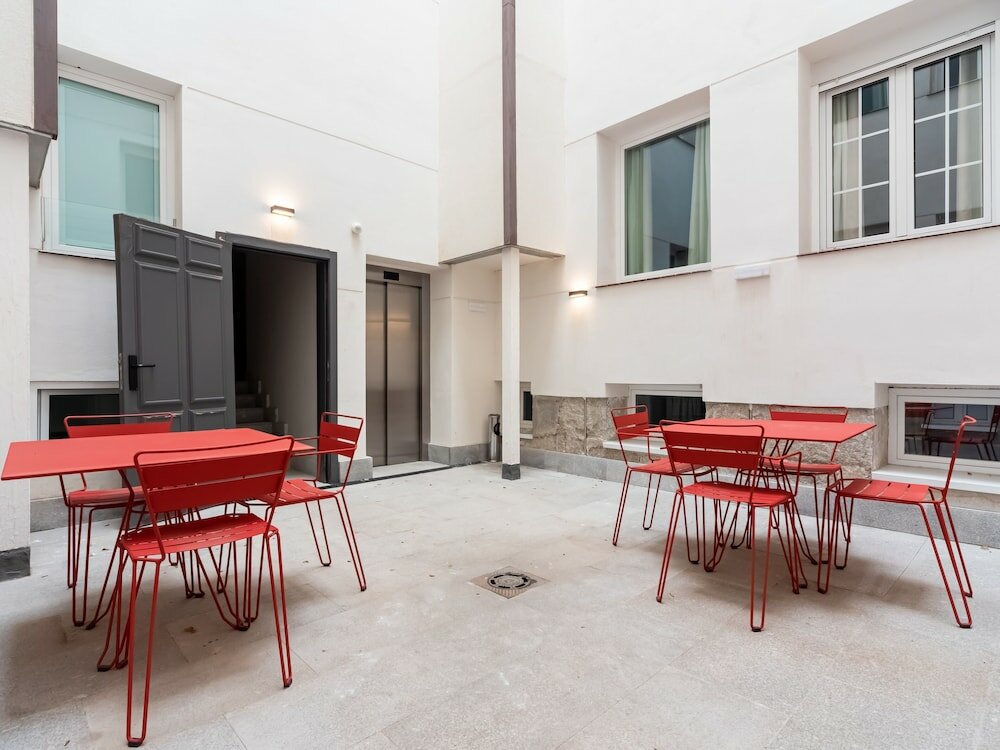 Фото Limehome Madrid Calle de la Madera