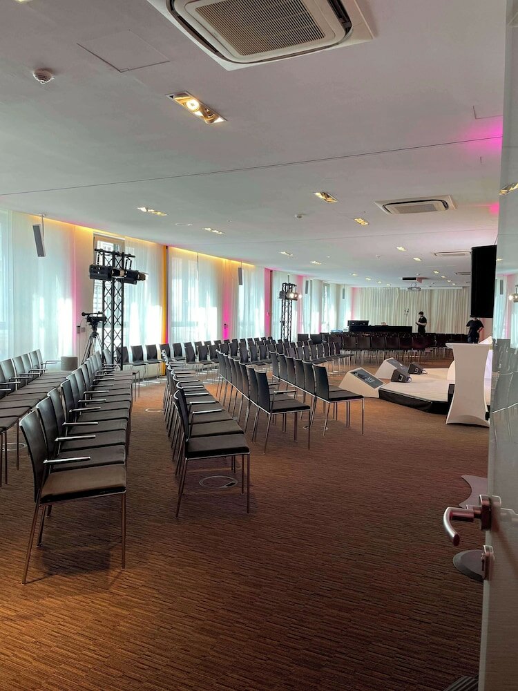 Фото East Hotel Hamburg