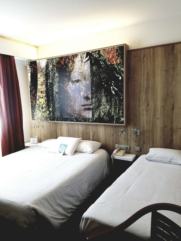 Фото Kyriad - Tours Centre