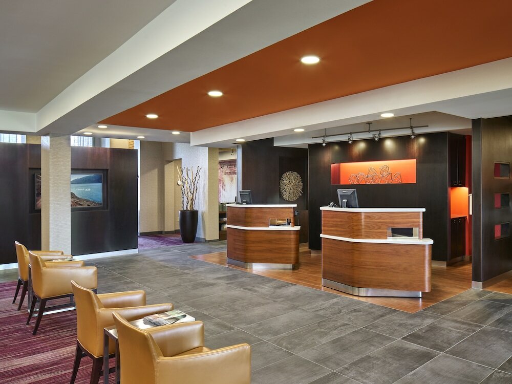 Фото Courtyard by Marriott Philadelphia Langhorne