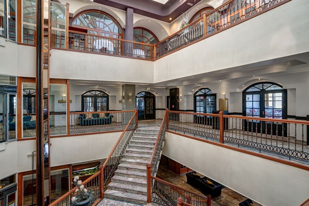 Фото отеля 2