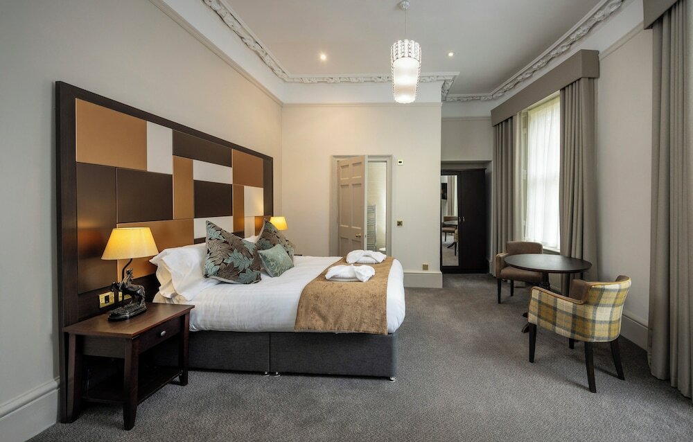 Фото Ballantrae Hotel