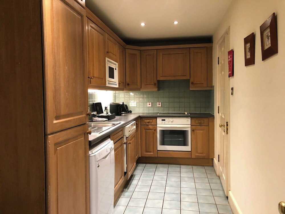 Фото The Leonard Hotel