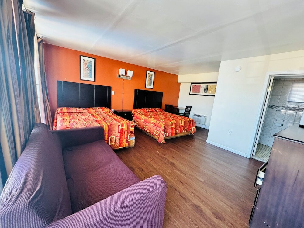 Фото Skyview Manor Motel