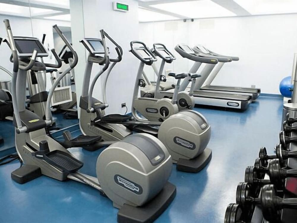 Фото The Shoreham Hotel