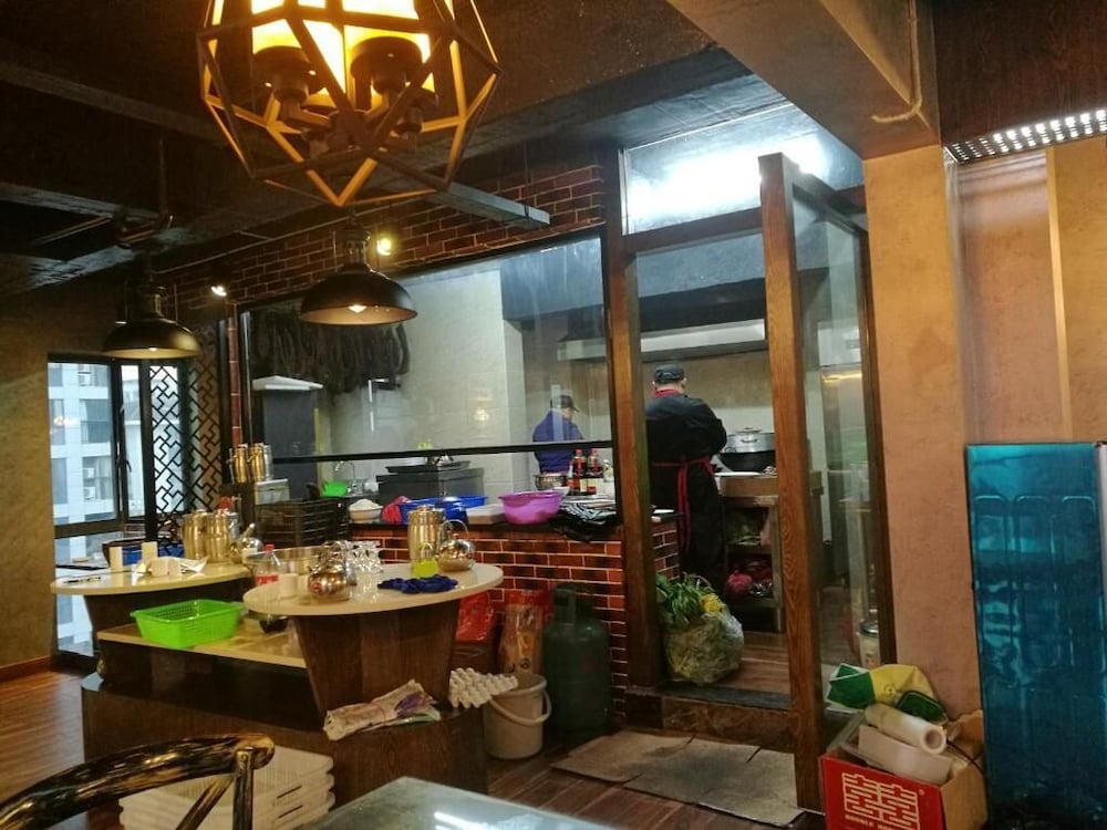 Фото Interpersonal Boutique Hotel