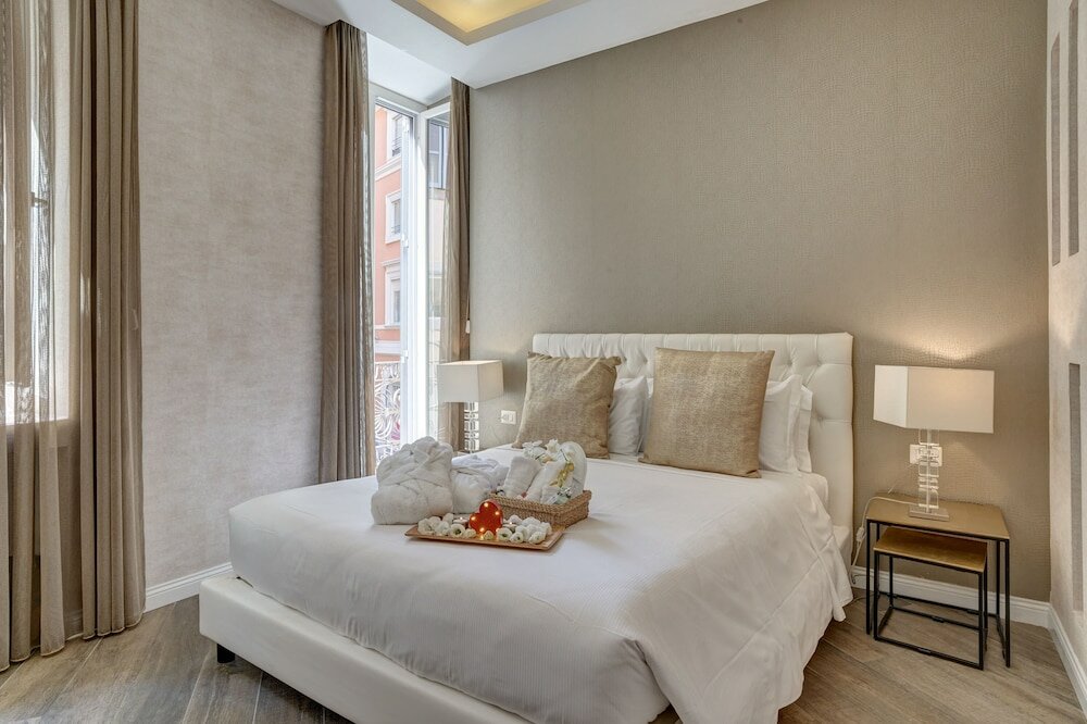 Фото Spagna Boutique Luxury Suites