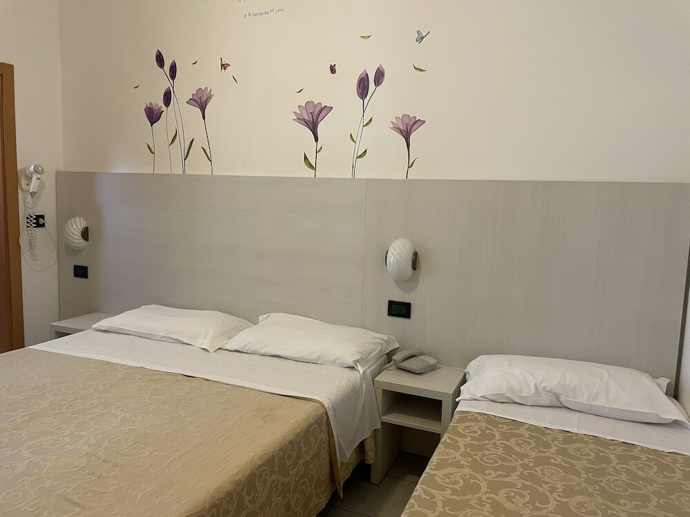 Фото Hotel Marina