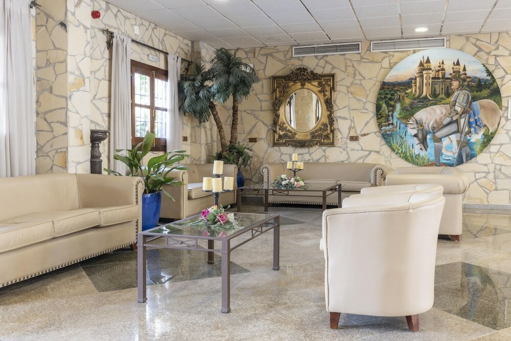 Фото Hotel Plaza del Castillo