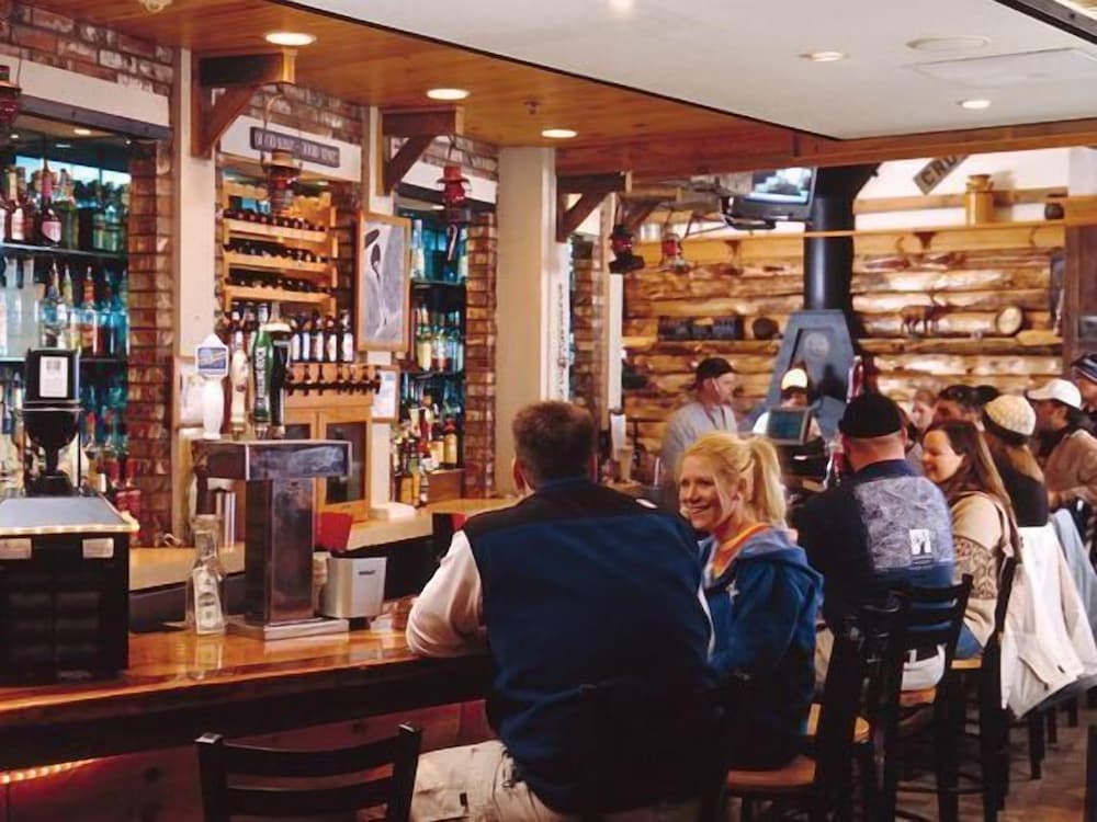 Фото Rimfire Lodge