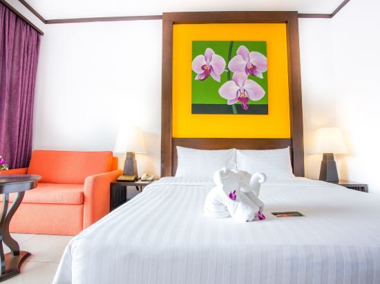 Фото Novotel Rayong Rim Pae Resort