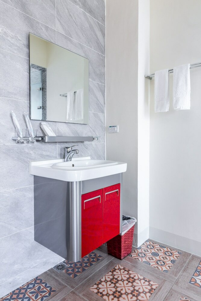 Фото Mambo Boutique Hotel