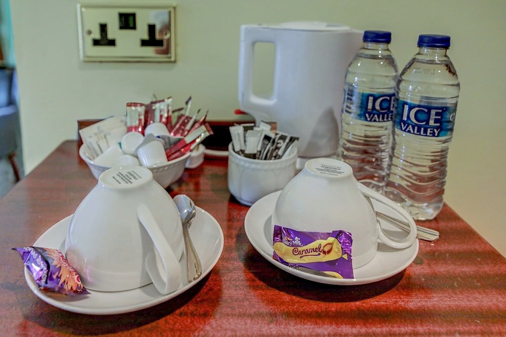 Фото Oyo Avenue House