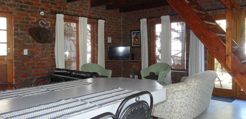 Фото Be My Guest Lodge