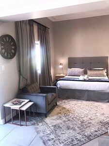 Гостиница 30 on Whites Guesthouse