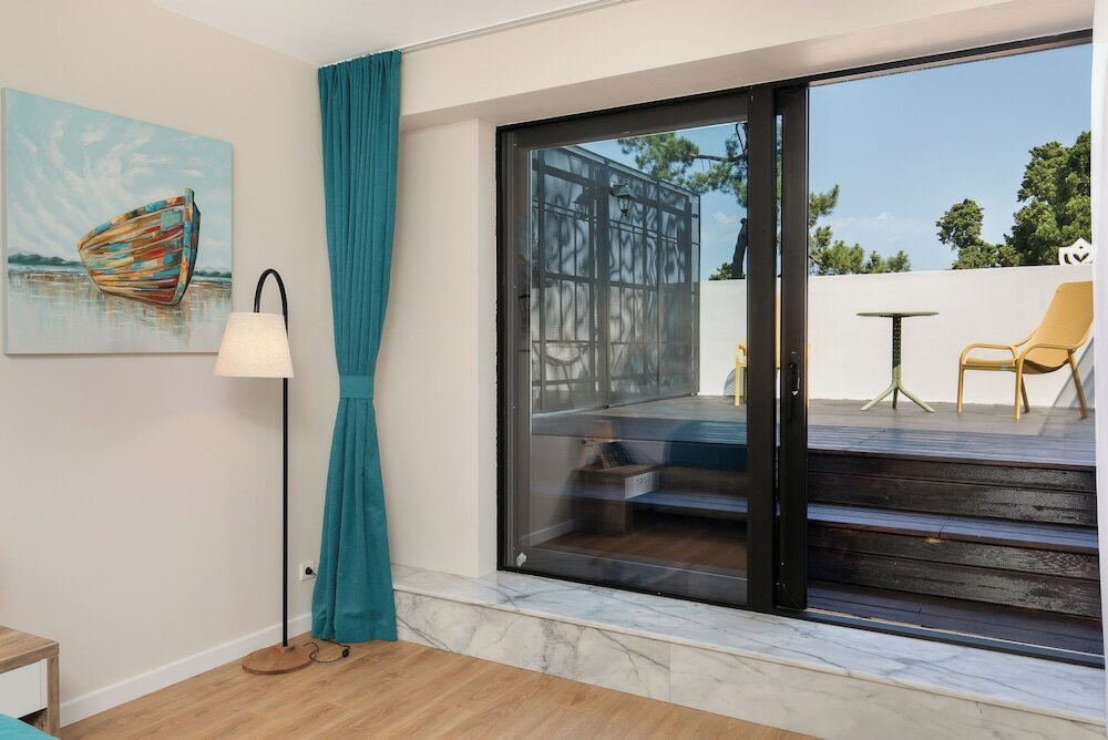 Фото Boulevard Batumi Hotel