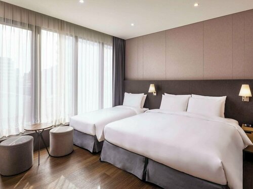 Гостиница Ibis Ambassador Seoul Myeongdong в Сеуле
