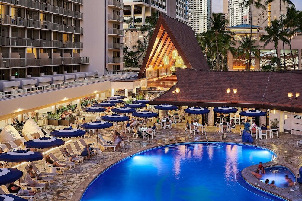 Фото Outrigger Reef Waikiki Beach Resort