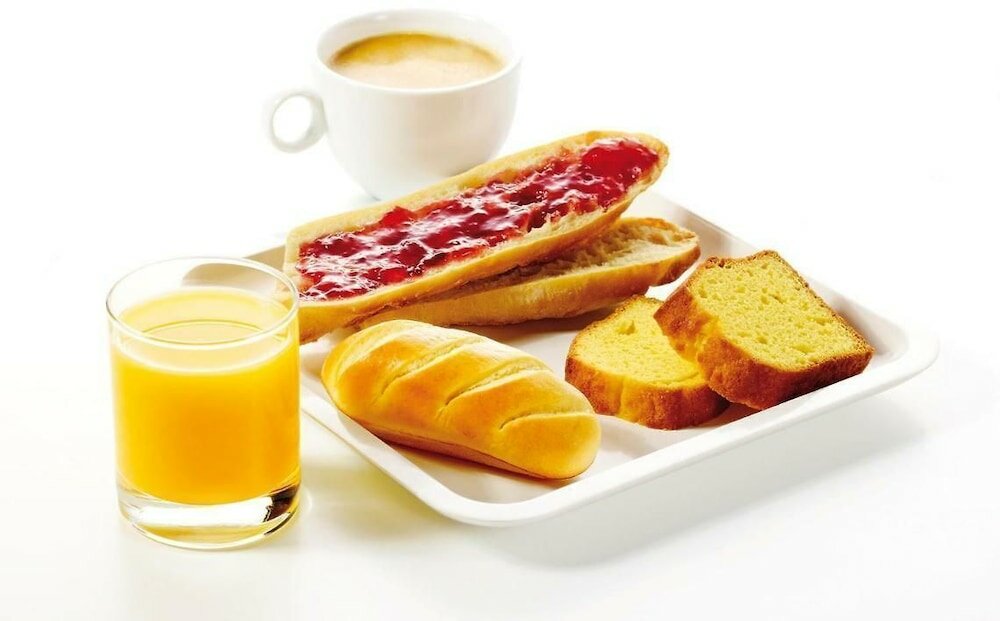 Фото Premiere Classe La Rochelle Sud Angoulins