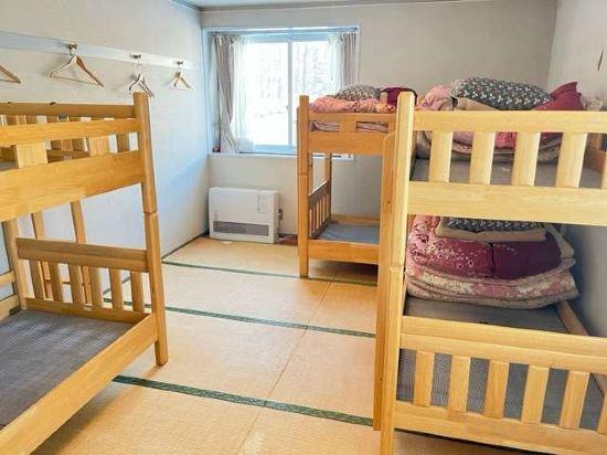 Фото Kusatsu Kogen Youth Hostel