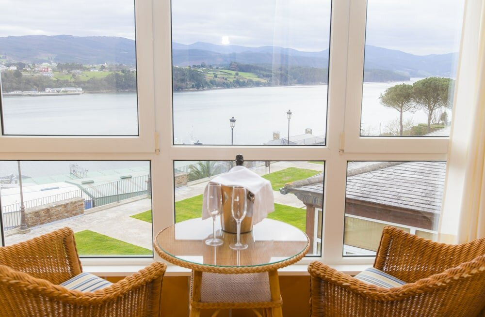 Фото Parador De Ribadeo Lugo