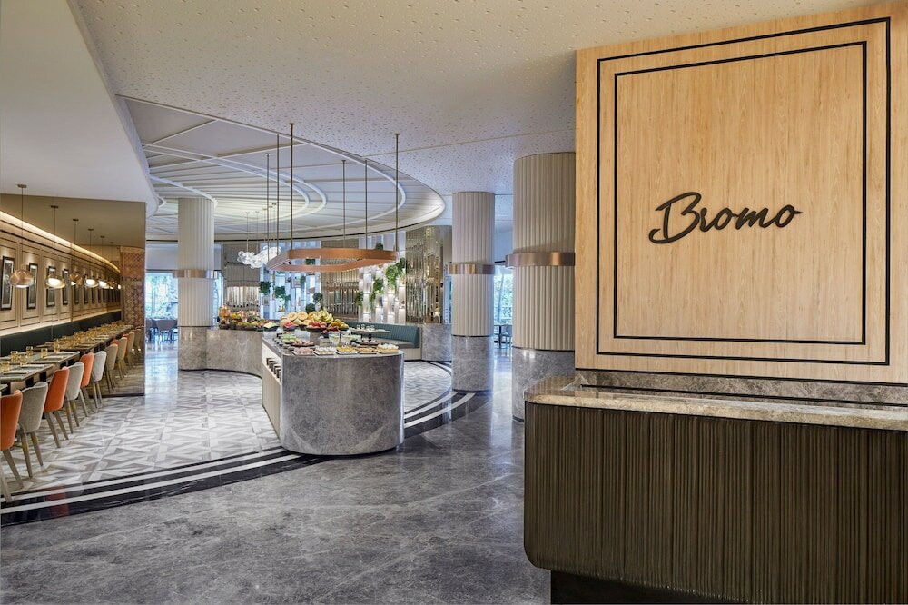 Фото Sheraton Surabaya Hotel and Towers