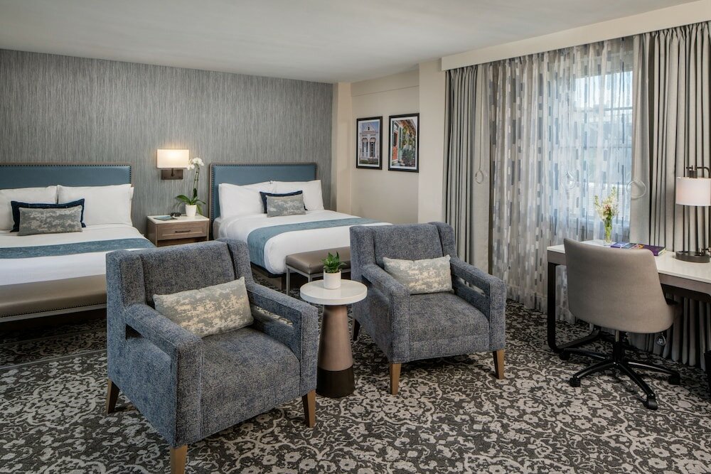 Фото Four Points by Sheraton French Quarter