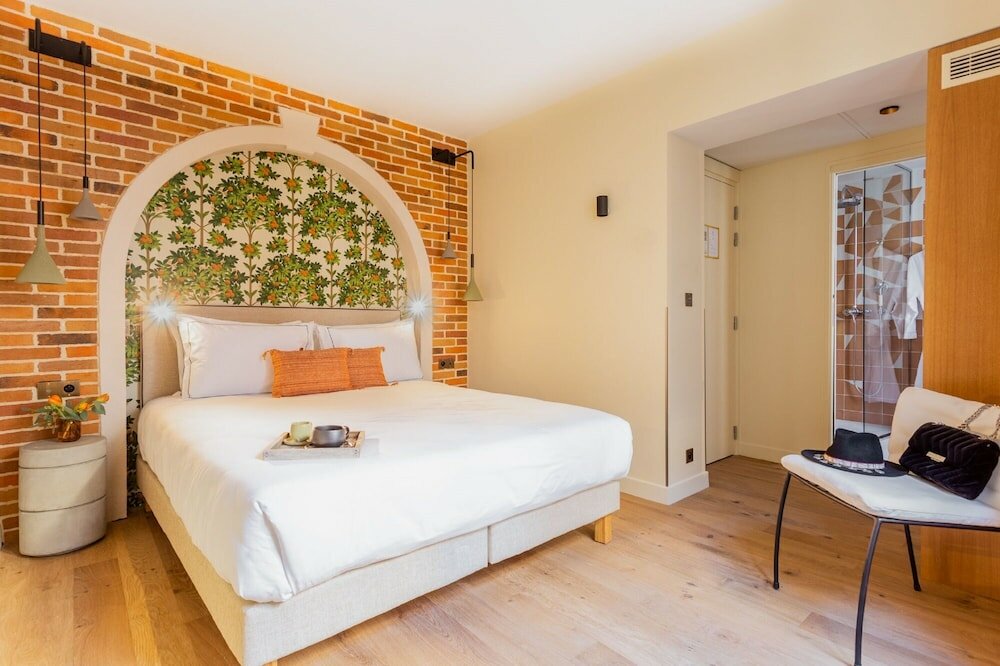 Фото Hotel Bonsoir Madame