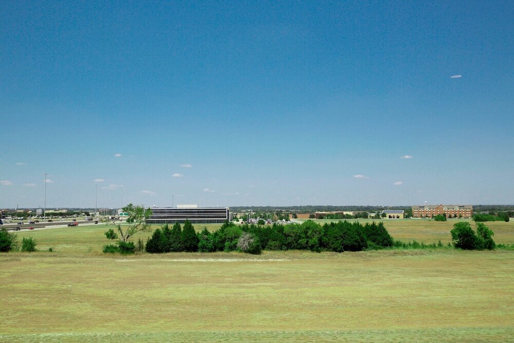 Фото Sheraton McKinney Hotel