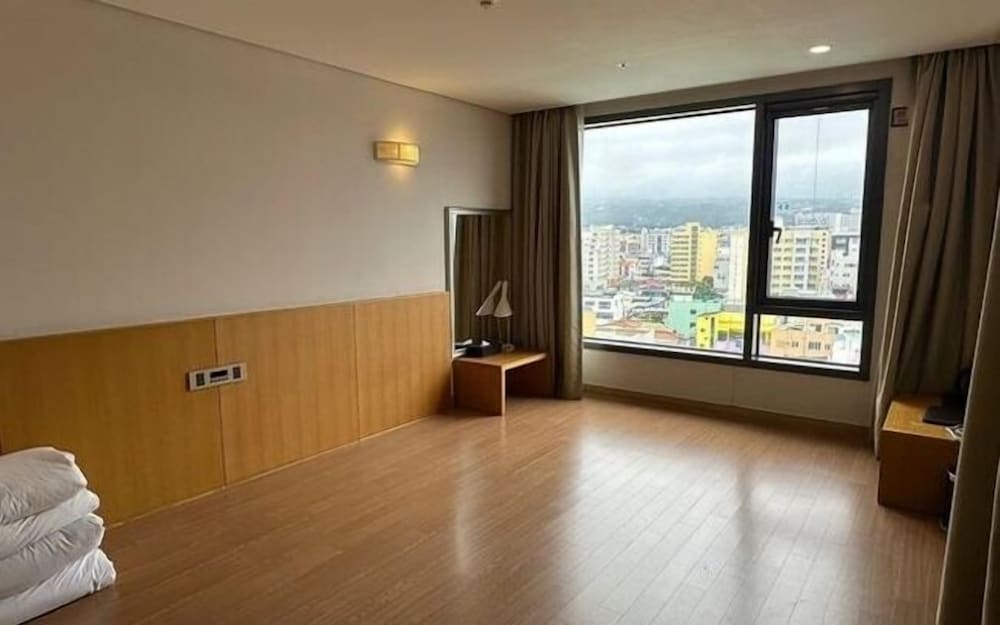 Фото M-Stay Hotel Jeju