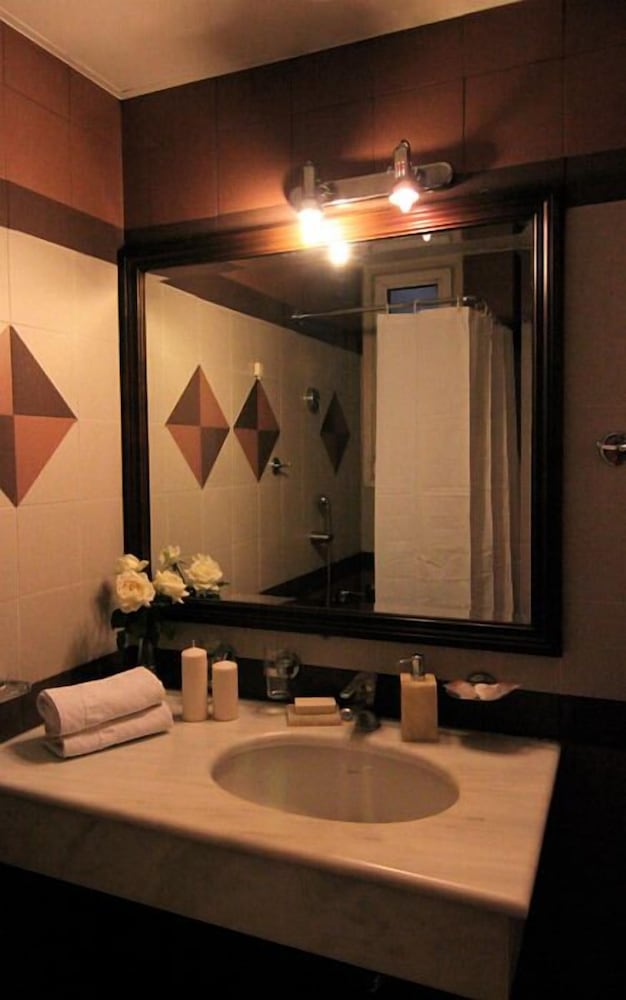 Фото Achillion Hotel