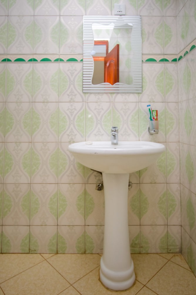 Фото Sapphire Hotel