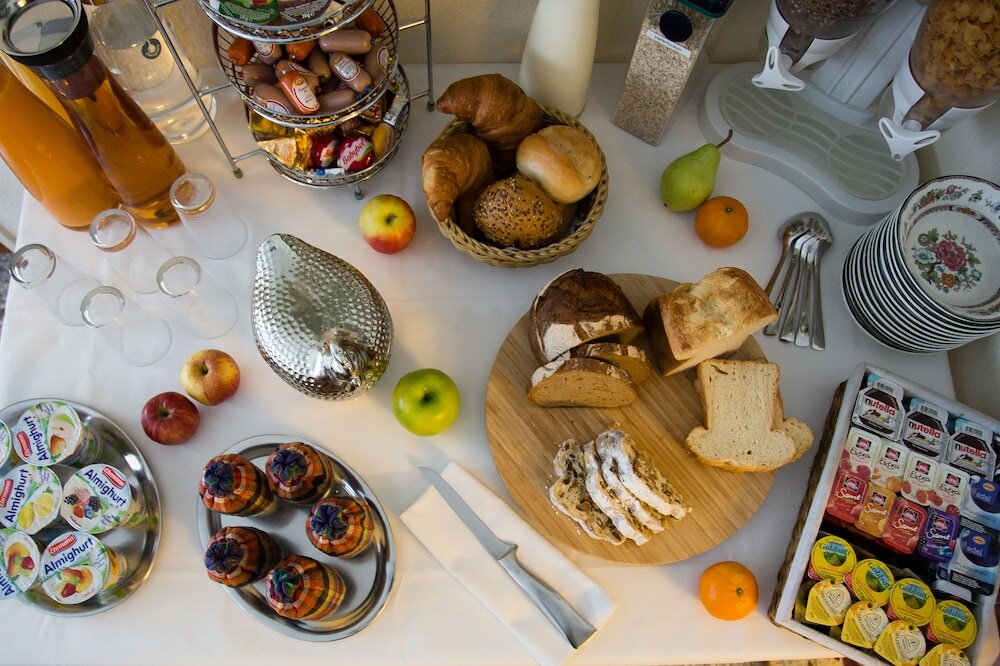 Фото Hotel Am Sportpark