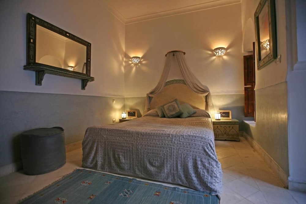 Фото Riad Marelia