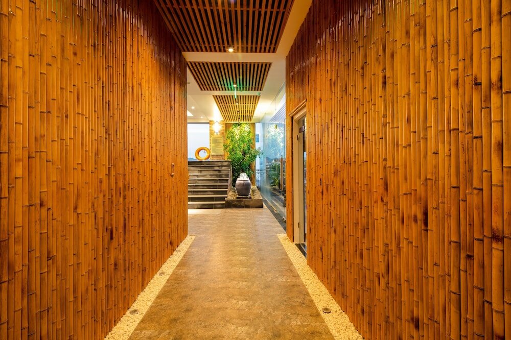 Фото Thanh Lich Royal Boutique Hotel