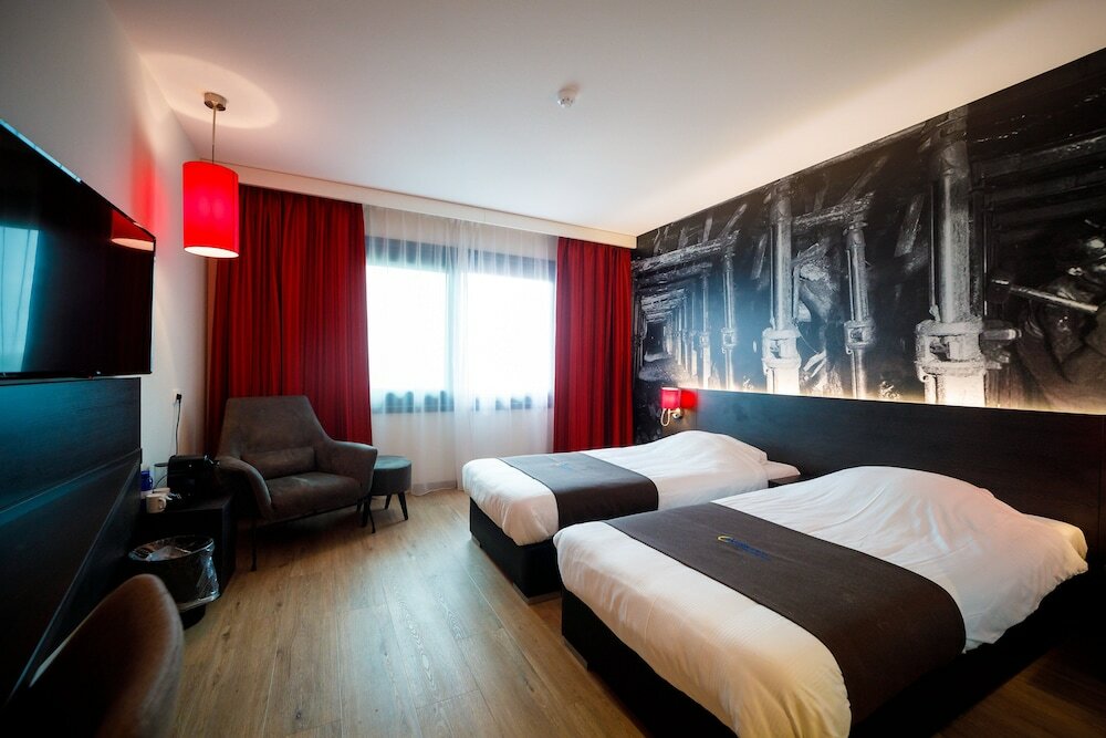Фото Bastion Hotel Geleen