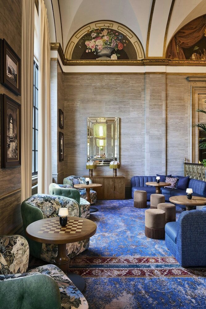 Фото Renaissance Cleveland Hotel