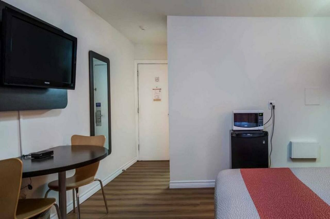 Фото Motel 6 Sudbury, On