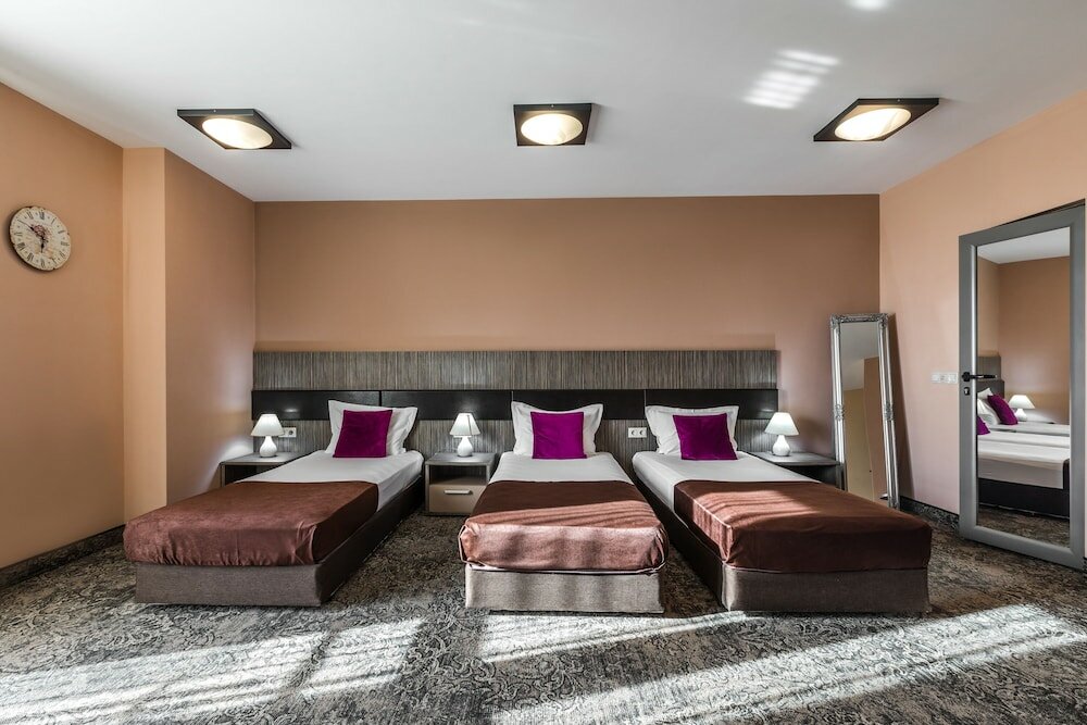 Фото Plaza Hotel