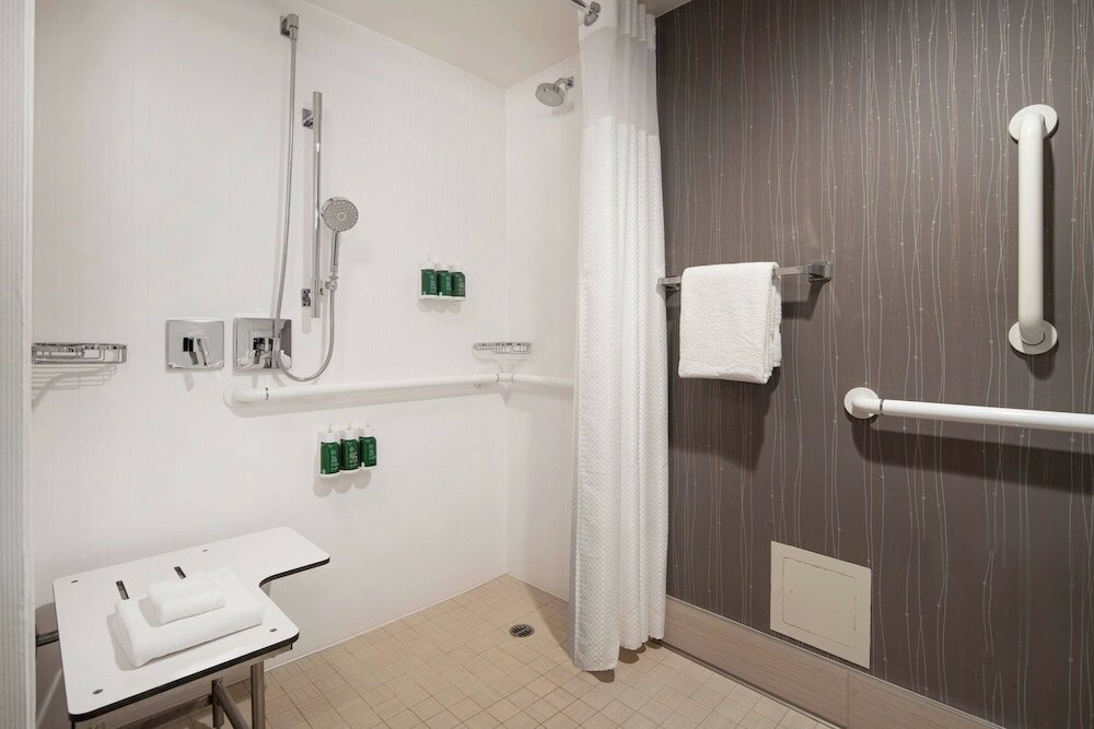 Фото Courtyard San Francisco Larkspur Landing/Marin County