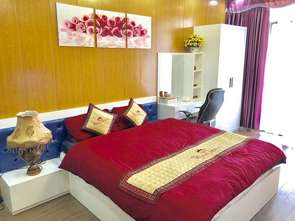 Фото The Royal Hotel