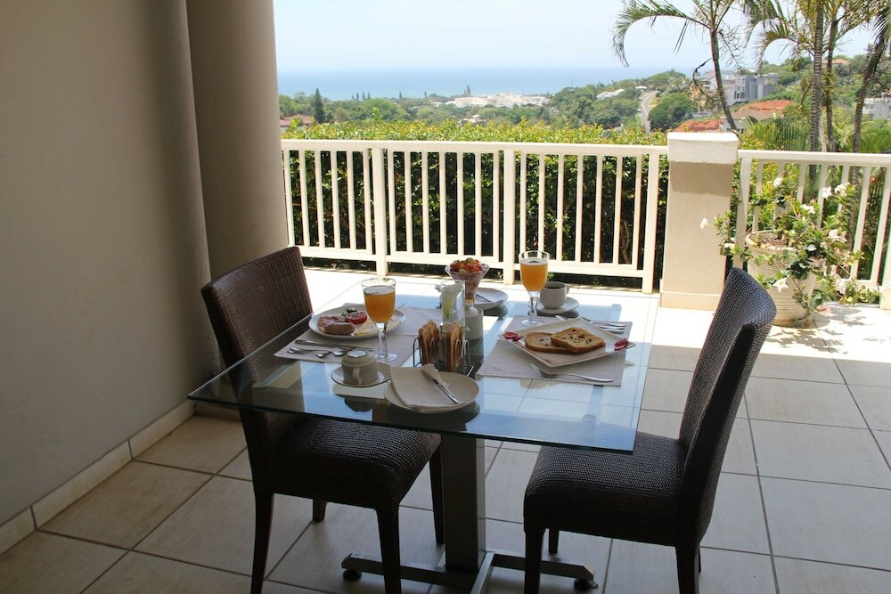 Фото Seaview Manor Exquisite Bed & Breakfast