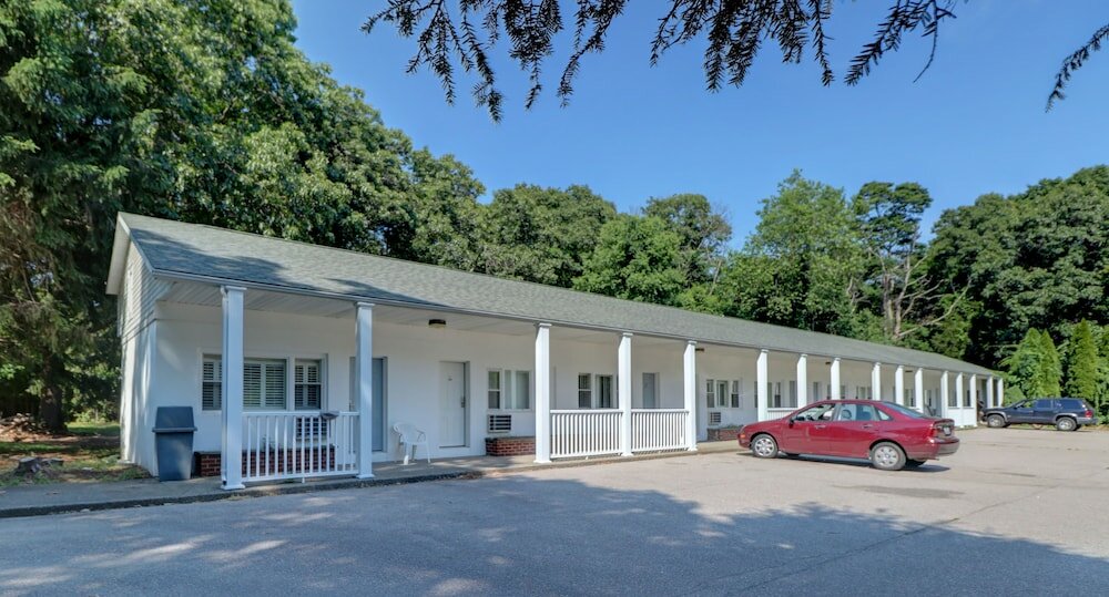 Фото Hamilton Village Inn