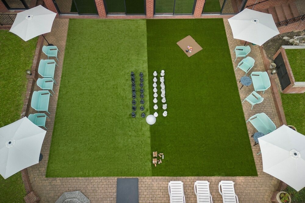 Фото Delta Hotels by Marriott Heathrow Windsor